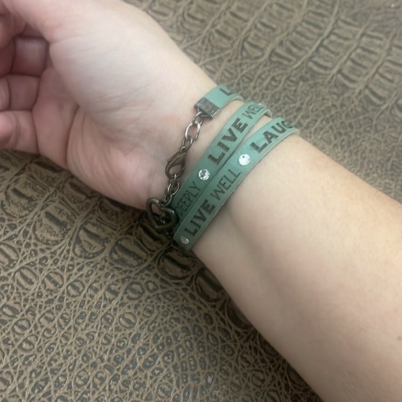 Green Faux Leather “Live Laugh Love” Wrap Bracelet - Picture 2 of 9